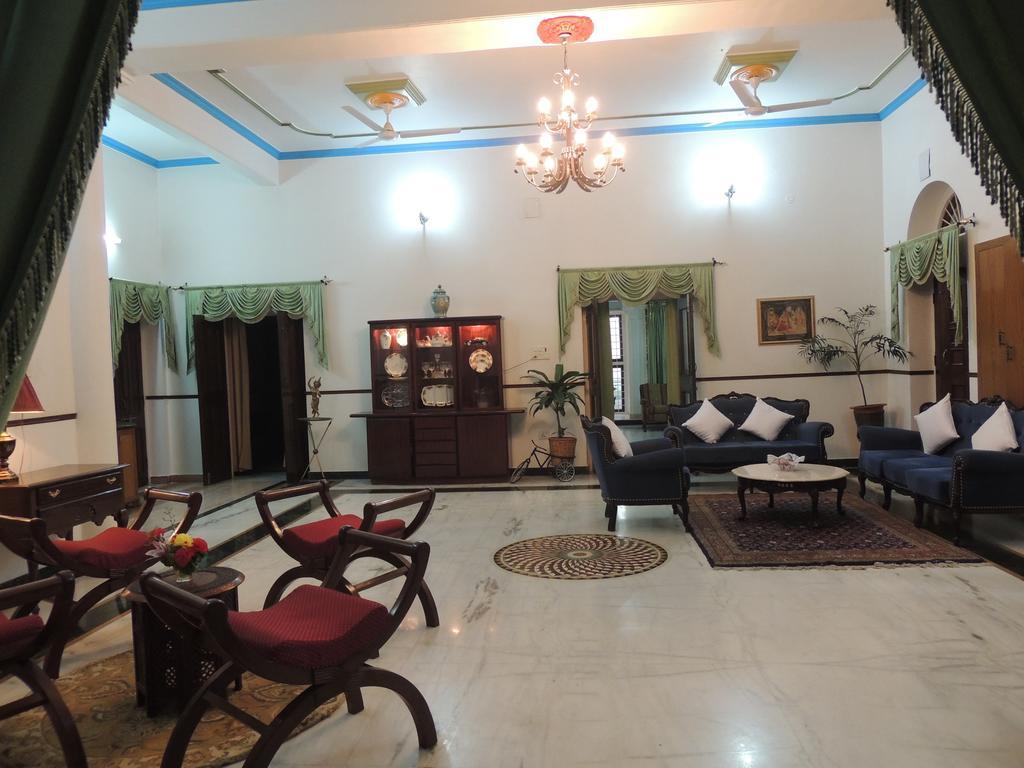 Kunjpur Guest House Allāhābād Junction Værelse billede